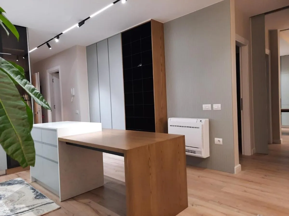 Lois Apartment Tirana